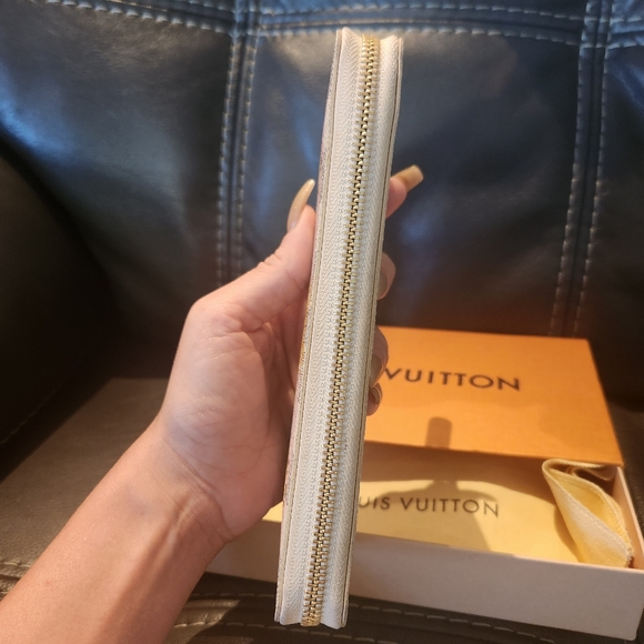 Louis Vuitton Clemence Trunk Limited Edition Wallet White Damier Blue Pink - Picture 16 of 16